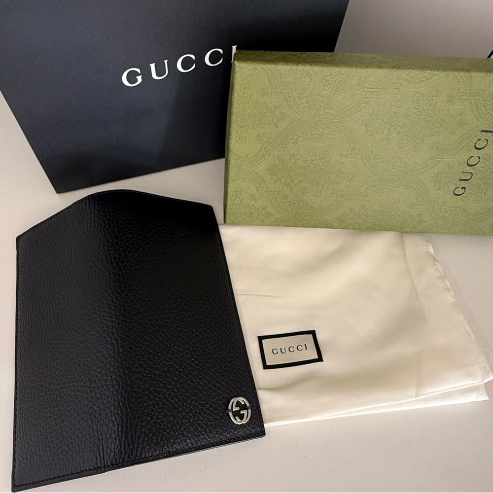 NEW Gucci Men’s Long Bifold Black Leather Wallet GG Logo Blue interior - Picture 10 of 16